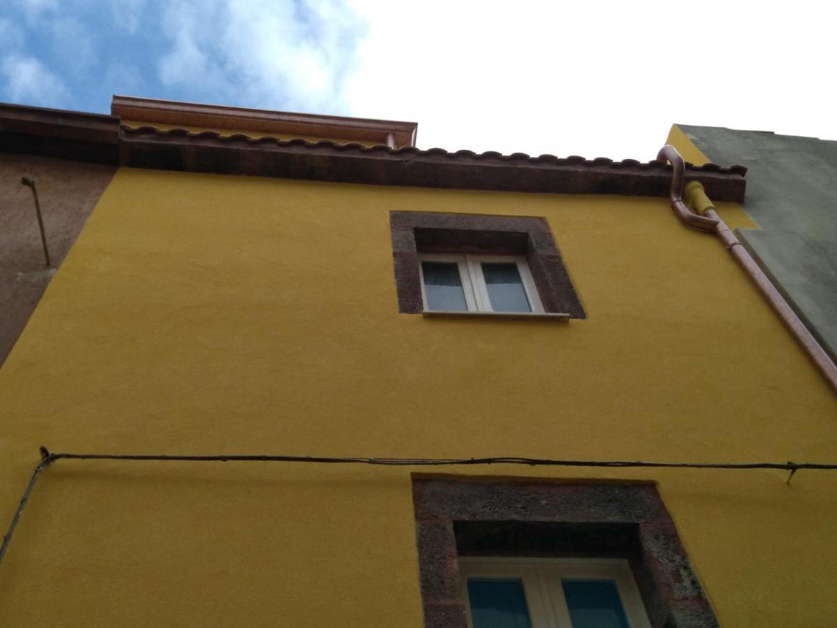 شقة Piccola Casa Di Sardegna Villanova Monteleone المظهر الخارجي الصورة
