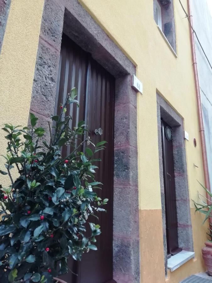 شقة Piccola Casa Di Sardegna Villanova Monteleone المظهر الخارجي الصورة